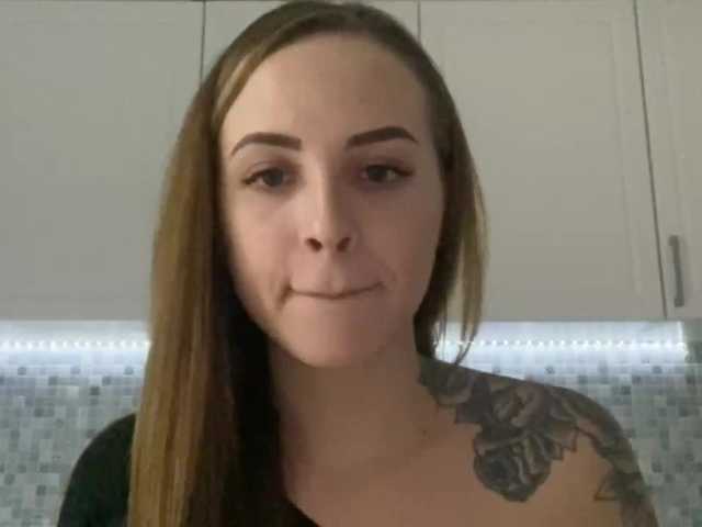 Ringhäälingupildid DarinaCrown