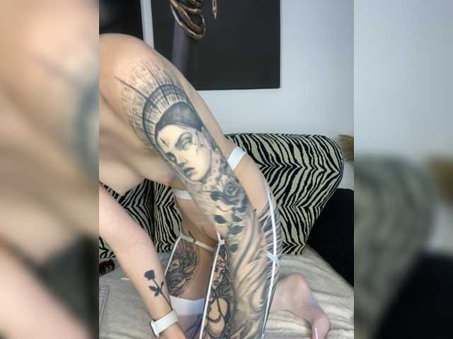 Fotod Dark-Willow Hello ❤️ I'm Margarita, a lovely artist in tattoos ❤️ lovense works from 2 t to ❤️ ---my Favorite vibration 11-20-111tk ❤️ BEFORE 150tk PRIVAT ❤only FULL PRIVAT ❤️ here to make my dream come true ❤️ @remain ❤️