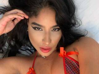 Erootiline videovestlus Darkiitty