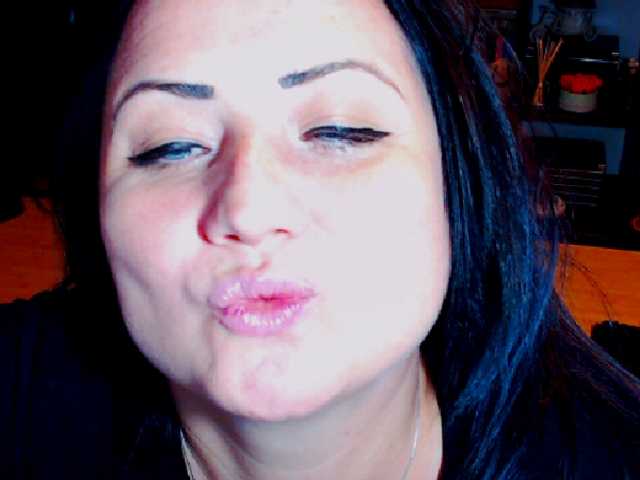 Ringhäälingupildid KinkyDomina