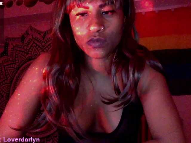 Fotod YourDarlyn420 Hey new girl here. Join me. Lovense on!