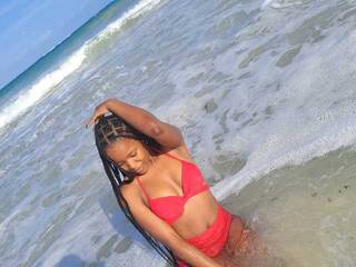 Erootiline videovestlus DeliciousDollDaisy