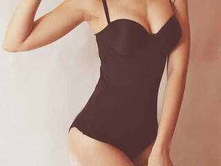 Erootiline videovestlus Delicioustitssss