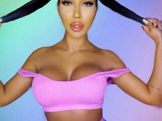 Erootiline videovestlus Denise-Quinn