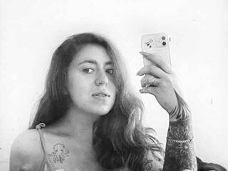 Erootiline videovestlus FortuneCarmen