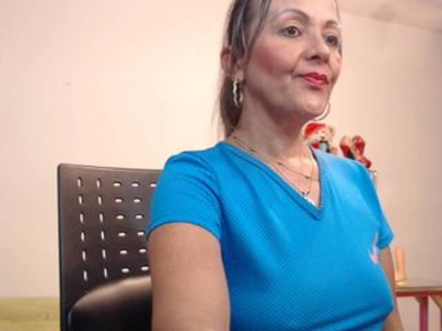 Ringhäälingupildid SquirtNstyGrl