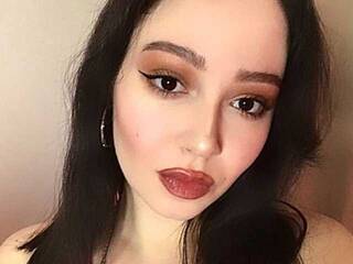 Erootiline videovestlus DirtyMelody