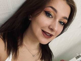 Erootiline videovestlus Disha-Lee