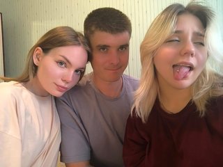 Erootiline videovestlus DivineTrio