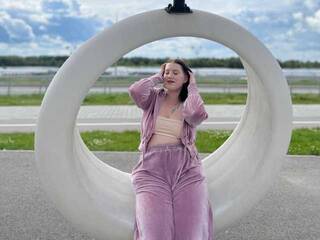 Erootiline videovestlus DollVice