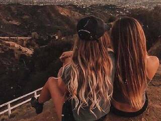 Erootiline videovestlus Dreamy-Duo