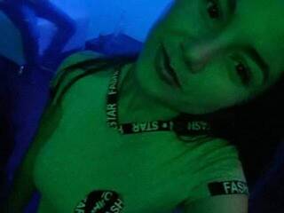 Erootiline videovestlus dulcemiley18