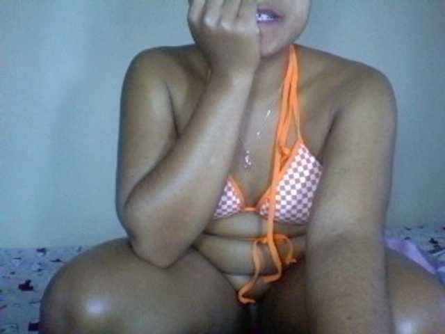 Ringhäälingupildid Ebonita