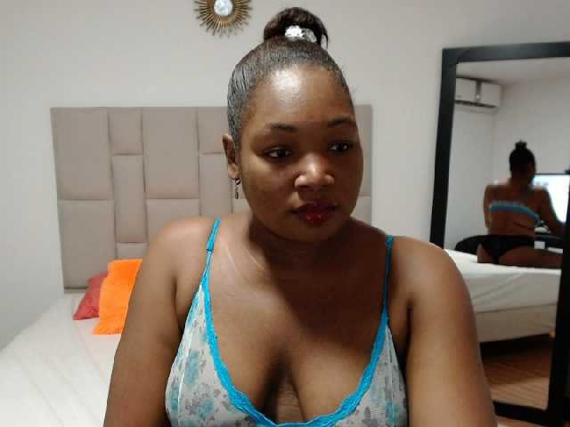 Fotod EbonyCamille I wanna be full naked for youou! 199, we are 142 tokens closer!