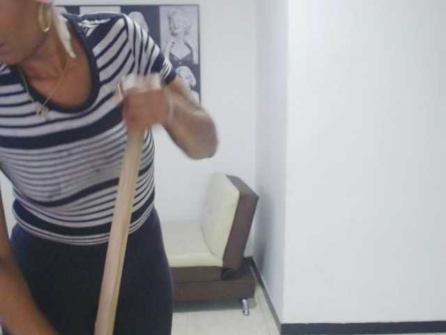 Ringhäälingupildid ebonymilf84