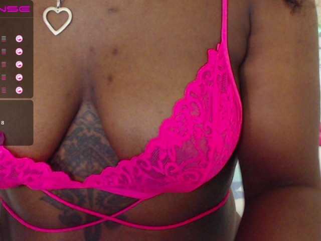 Fotod ebonyscarlet #Ebony #panties #bounce my #boobs / #Topless / Eat my #ass in PVT show! squirt show at goal!! 500tk