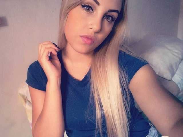 Profiili foto Elamonroe