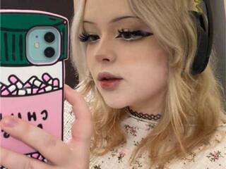 Erootiline videovestlus SleepyHeadCat