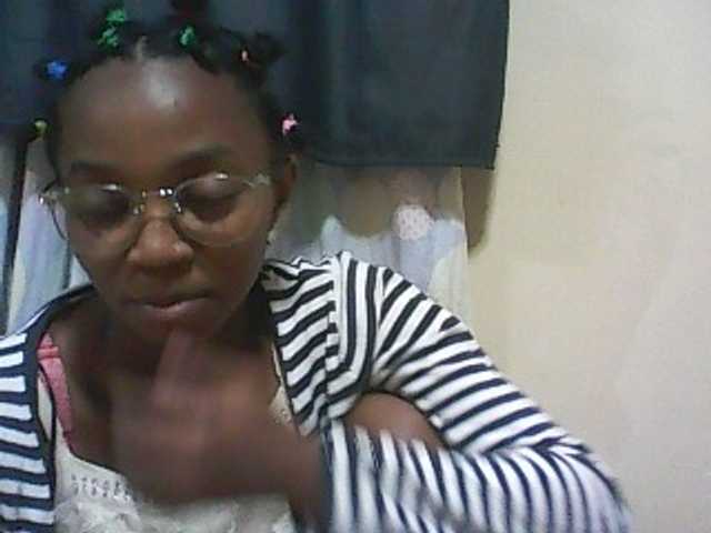 Ringhäälingupildid ElianeXhot