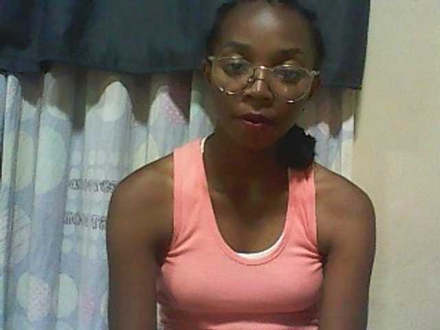 Ringhäälingupildid ElianeXhot