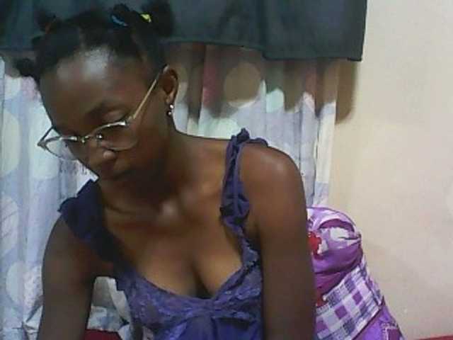 Ringhäälingupildid ElianeXhot