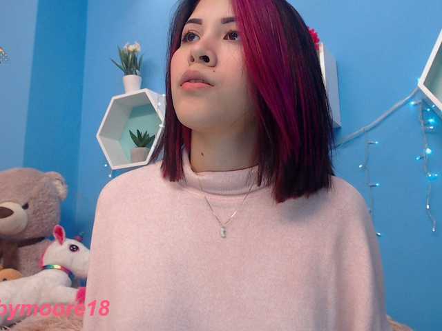 Ringhäälingupildid ElifMoore