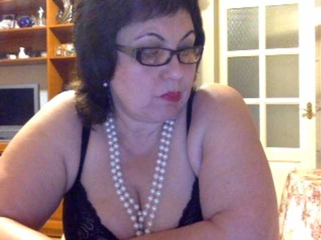 Ringhäälingupildid ElizzaBelise