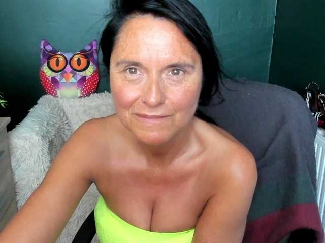 Fotod ellenHeart #chatting #teasing #mature #domination