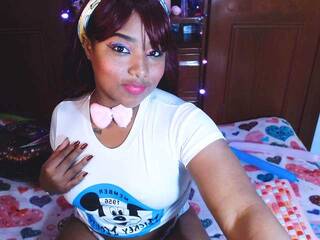 Erootiline videovestlus ellieDverall