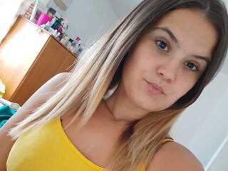 Erootiline videovestlus EllieNewman