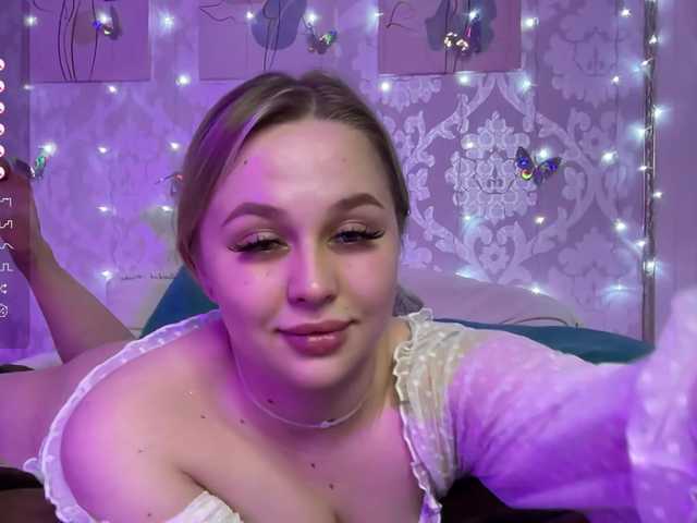 Fotod ElsaEwans Hi cutie love! Domi 2 is working cool!Menu on the screen!Private is open!HAVE FUN WITH ME, I LIKE HAVE GOOD FRIENDS