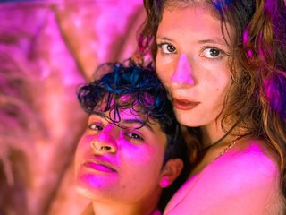 Erootiline videovestlus MiaAndAlex