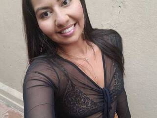 Erootiline videovestlus Emyllinha