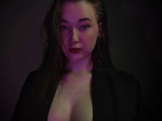 Profiili foto emilia-edwrds