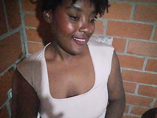 Erootiline videovestlus EmiliAddams