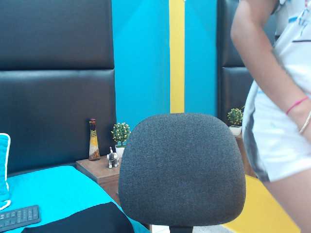 Ringhäälingupildid EmillyWilliam