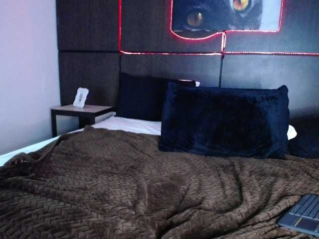 Fotod Emily-ayr Hello guys ♥♥ welcome to my room #new #feet #latina #bigass #cute