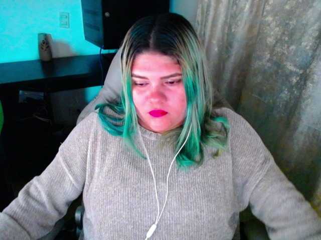 Ringhäälingupildid emilybaker