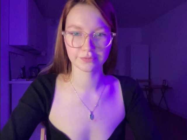 Fotod EmilyBr0wn Hey, my name is Emily) The hot show with toys is in private, and the recording of the show is in full private! send love