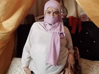 Erootiline videovestlus emiralove99