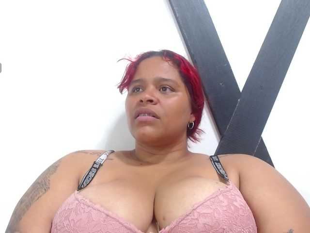 Ringhäälingupildid EmmanuelleBBW