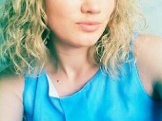 Erootiline videovestlus ericadoll