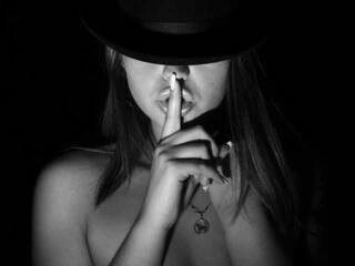 Erootiline videovestlus erika_gomez