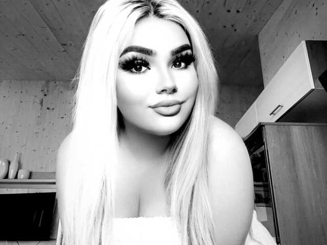 Profiili foto esleyy-boobs