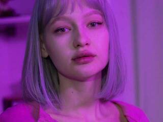 Erootiline videovestlus EvaaaMoore