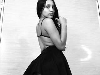 Erootiline videovestlus Evangeline18