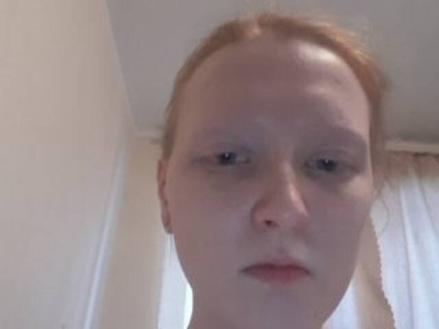 Ringhäälingupildid Faustina_Fox