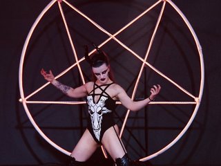 Erootiline videovestlus FemdomWitch