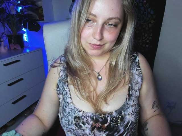 Fotod femmeMAGGIE #british #cuckold #mistress #german #femdom