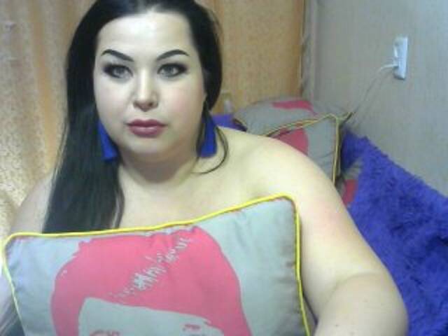 Ringhäälingupildid MayamiHot